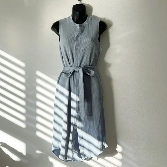 Zara light blue textured weave midi dress with button down front and waist Tie - Picture 11 of 14